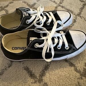 Black Converse Chuck Taylor’s